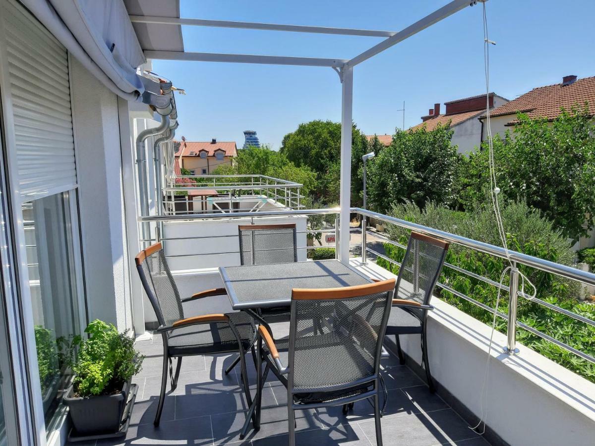 Apartment Pepina Vodice Exterior foto